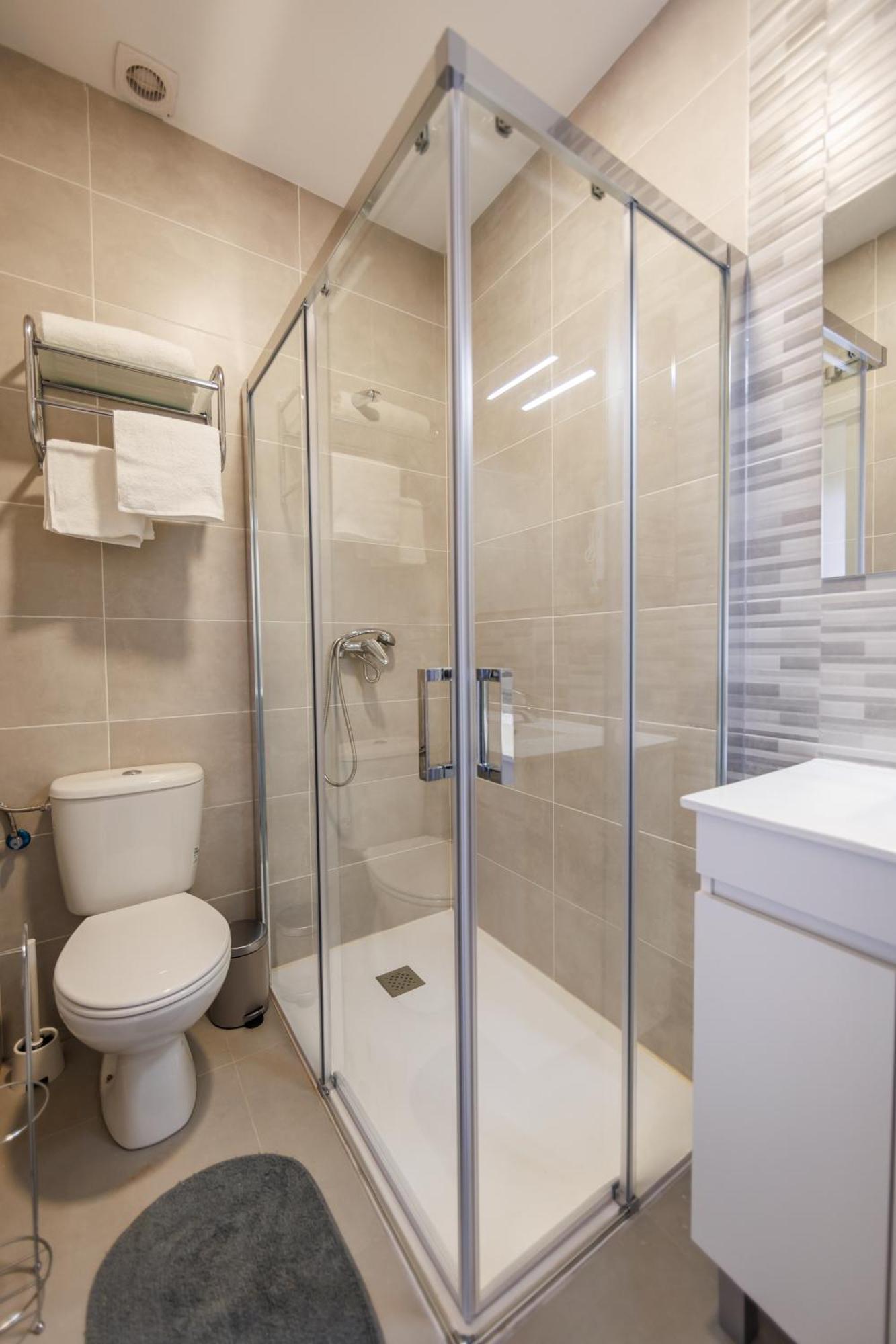 Apartamentos Luxury Suites Syrah อัลเมนดราเลโค ภายนอก รูปภาพ