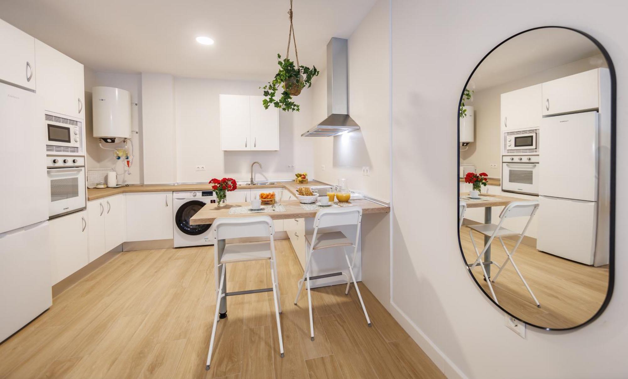 Apartamentos Luxury Suites Syrah อัลเมนดราเลโค ภายนอก รูปภาพ