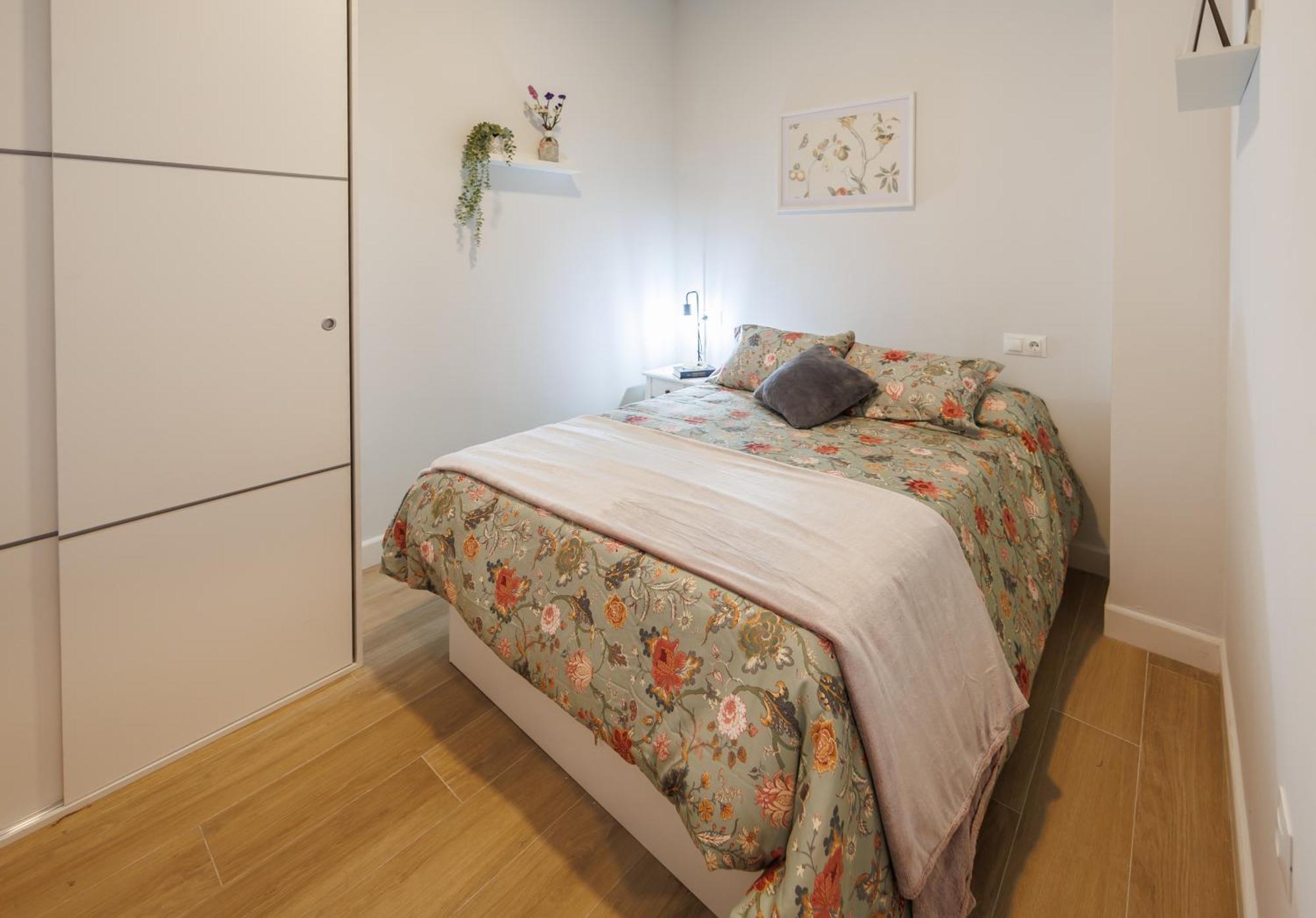 Apartamentos Luxury Suites Syrah อัลเมนดราเลโค ภายนอก รูปภาพ