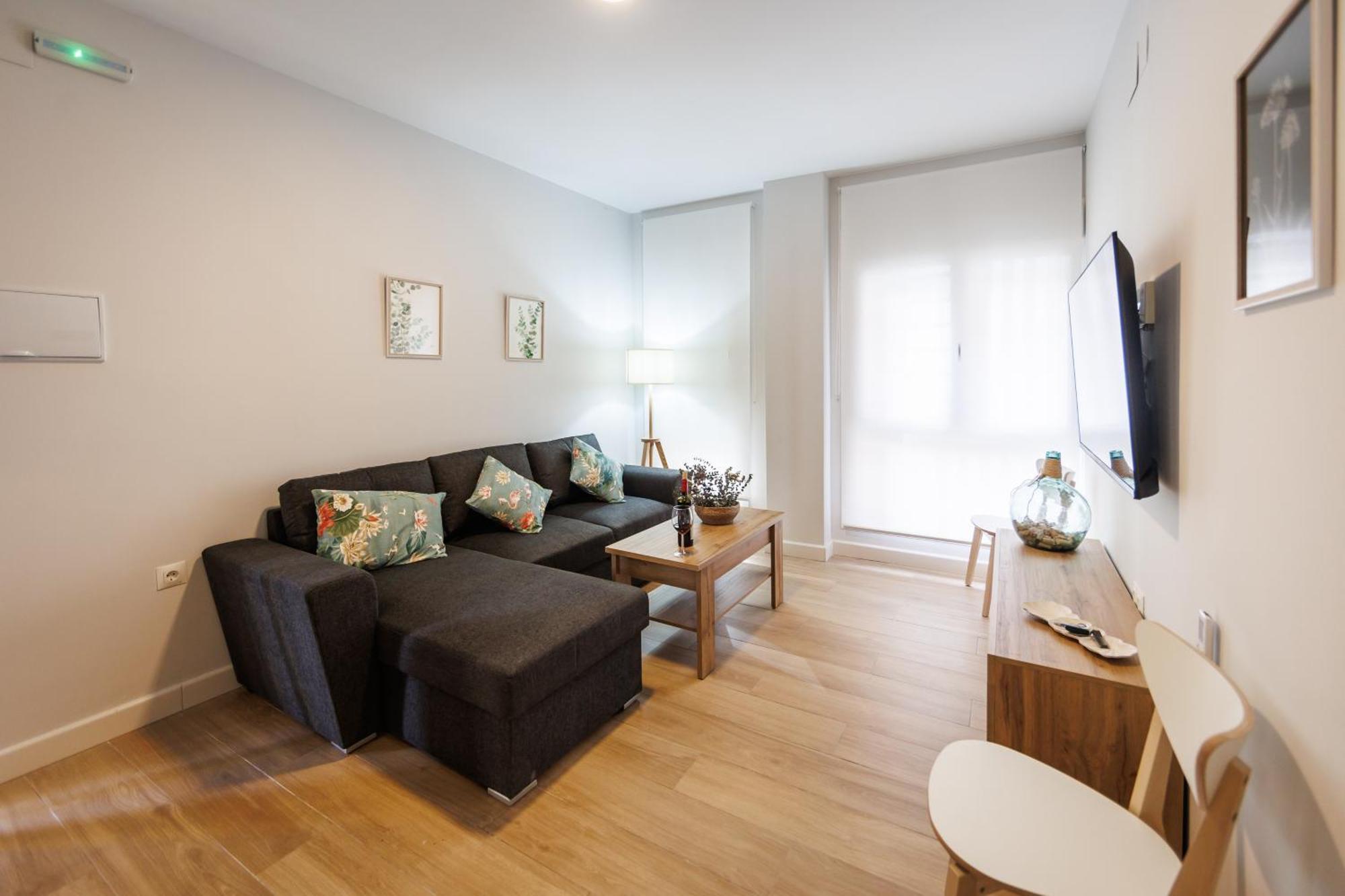 Apartamentos Luxury Suites Syrah อัลเมนดราเลโค ภายนอก รูปภาพ