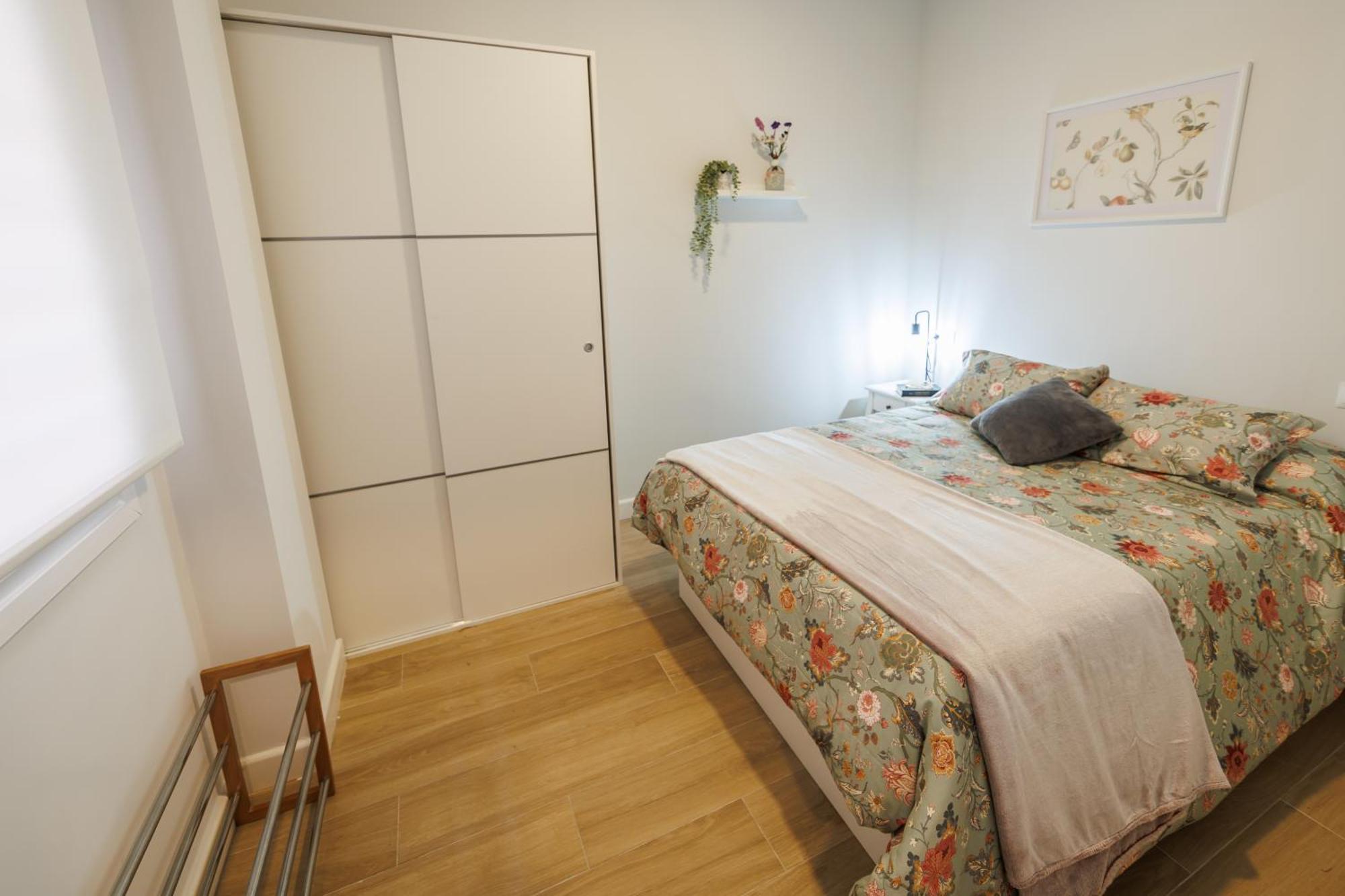 Apartamentos Luxury Suites Syrah อัลเมนดราเลโค ภายนอก รูปภาพ